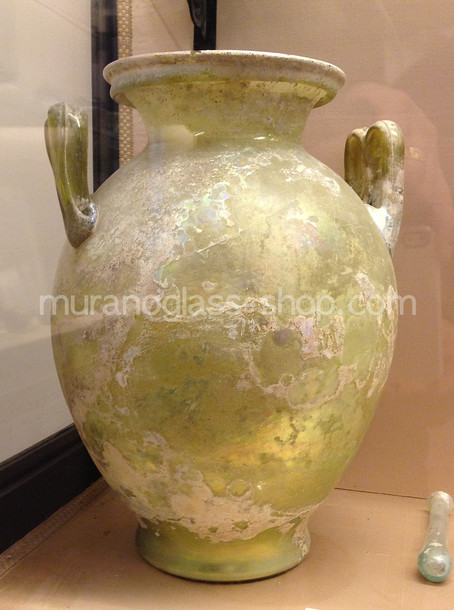 Pompeii style vases, Replica of antique vase from Pompeii