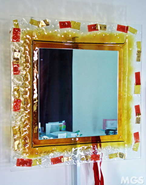 Coloured mirror, Modern Mirror with amber bands