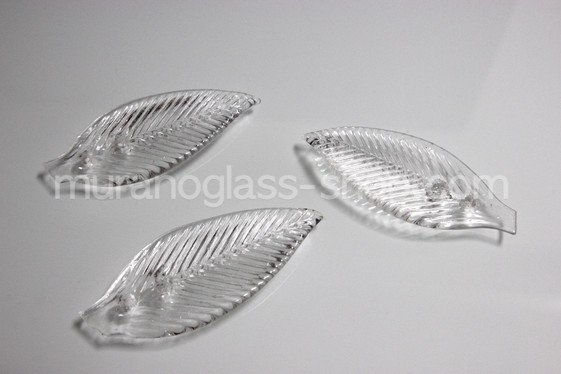 Pointed leaves, Pointed glass leaf for mirrors
