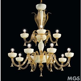 Chandelier in white milk and ivory