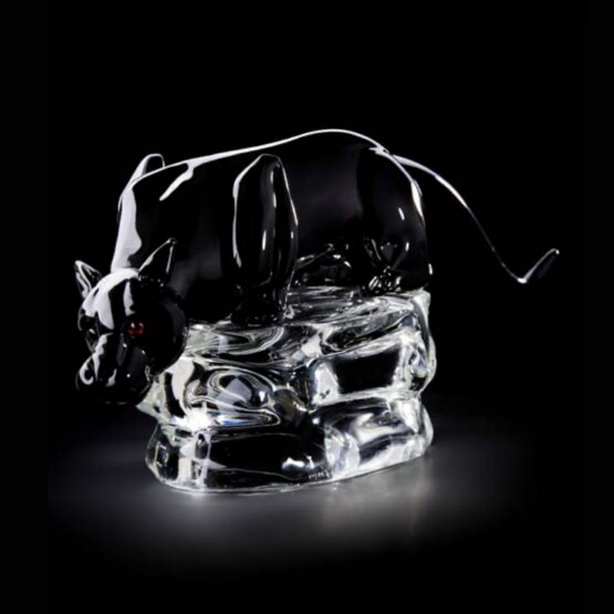 Panther, Black panther on a crystal base