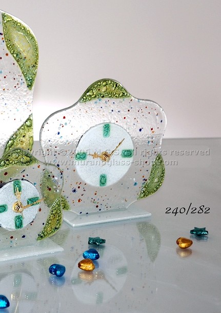 Flower watch, Glass watch - flower type