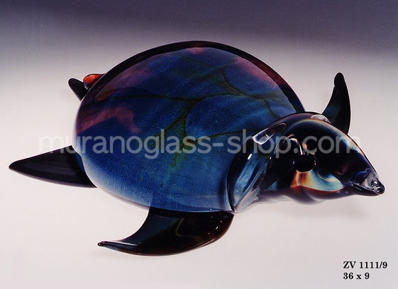 Turtles, Turtle in blu calcedony glass